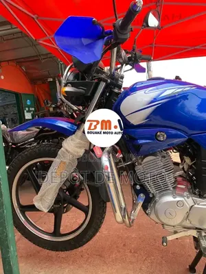Nouveau Yamaha YBR 2025 Bleu