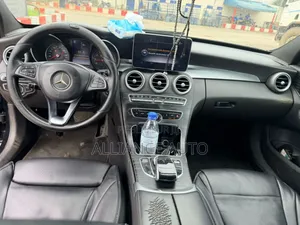 Mercedes-Benz C300 2016 Noir