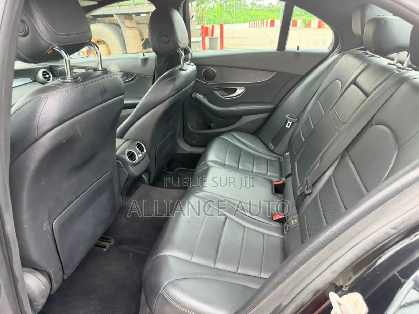 Mercedes-Benz C300 2016 Noir
