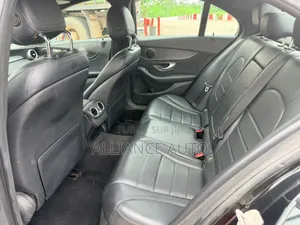 Mercedes-Benz C300 2016 Noir