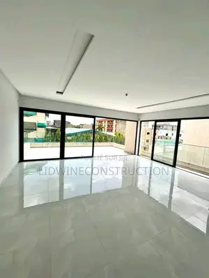 8chbre Duplex dans Grand-Bassam à Vendre