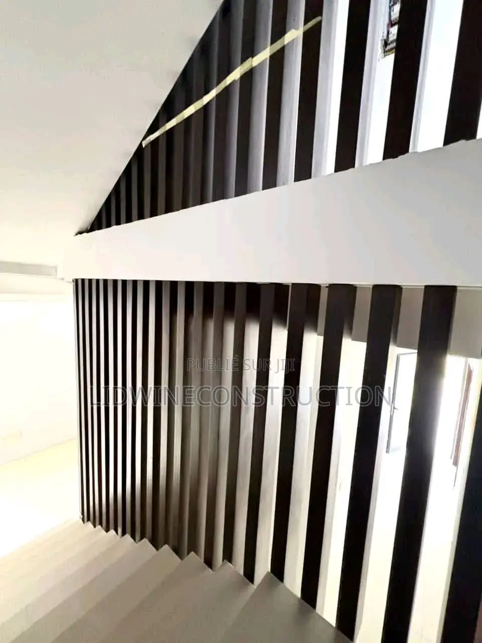 8chbre Duplex dans Grand-Bassam à Vendre