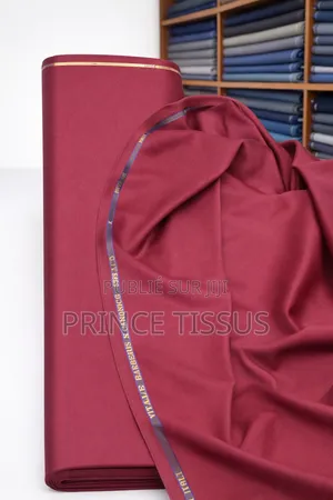 Tissus Rouge Bordeaux