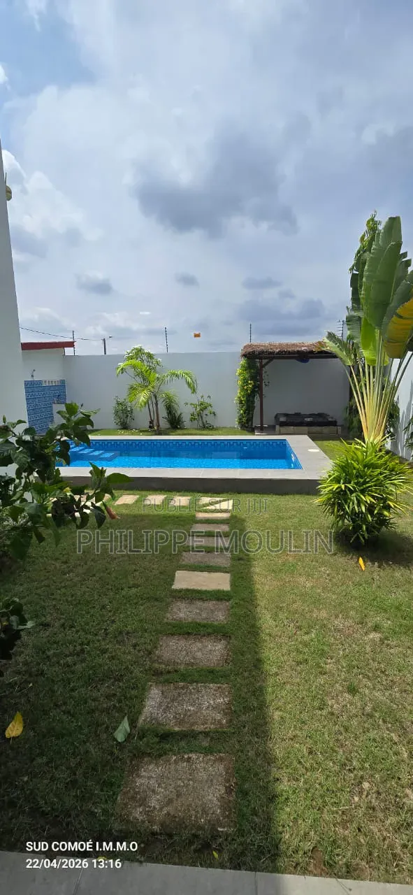Meublé 3chbre Villa dans Elite Immobilier, Grand-Bassam à Vendre