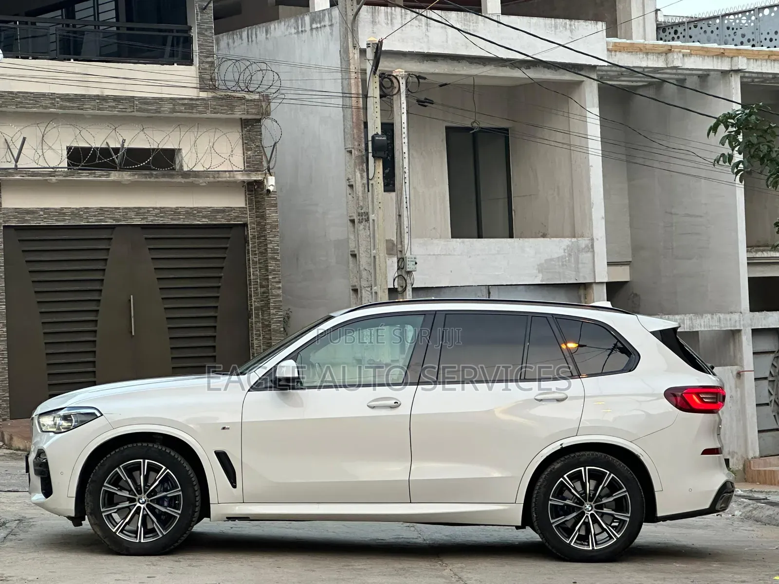 BMW X5 xDrive40i 2021 Blanc
