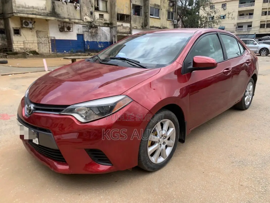 Toyota Corolla LE ECO 4dr Sedan (1.8L 4cyl CVT) 2017 Rouge