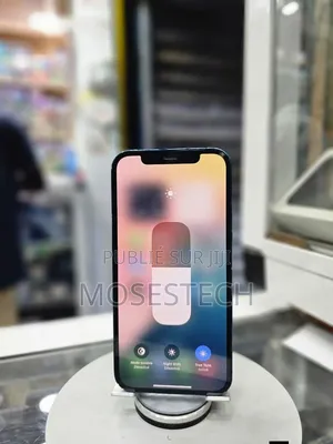 Apple iPhone 12 64 GB Bleu