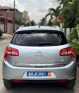 Citroen C4 2019 Gris
