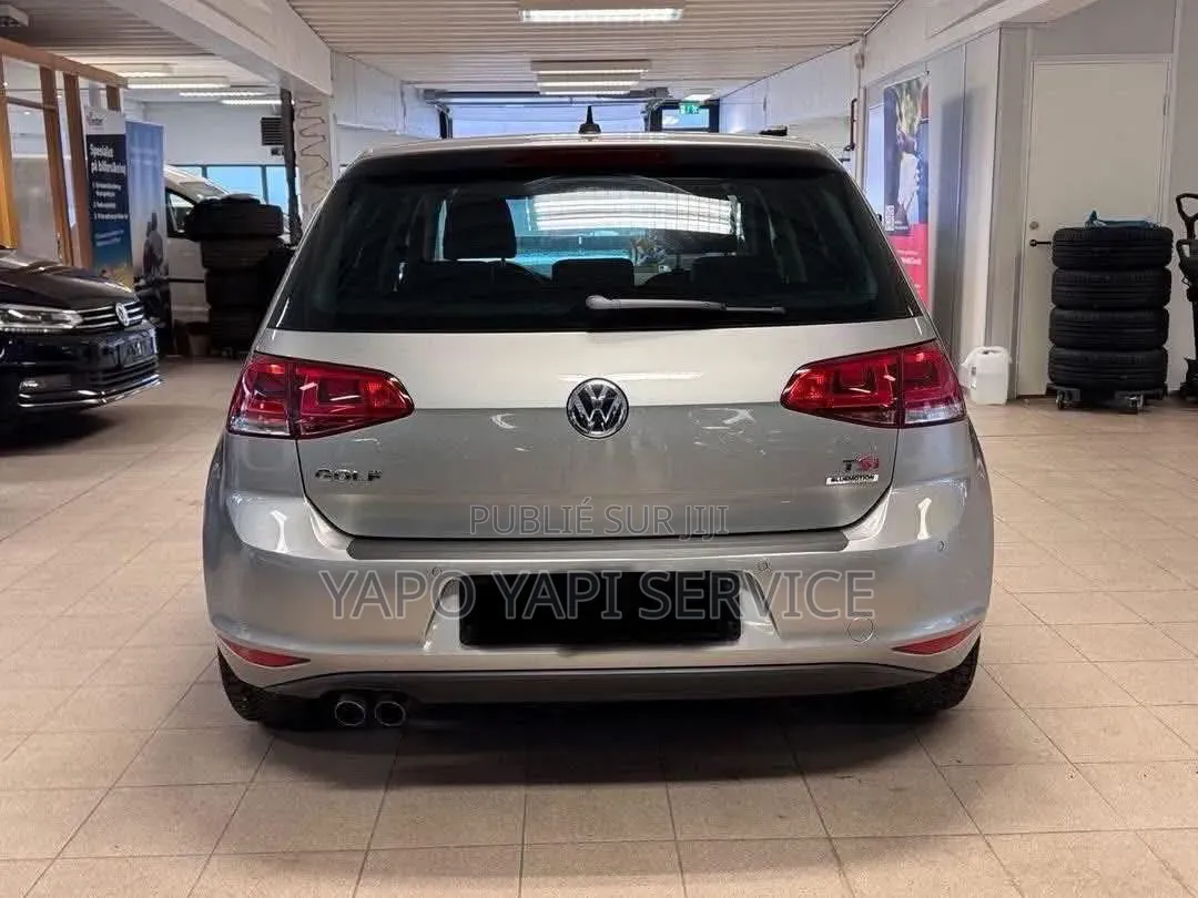 Volkswagen Golf 2015 Gris