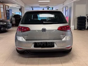 Volkswagen Golf 2015 Gris