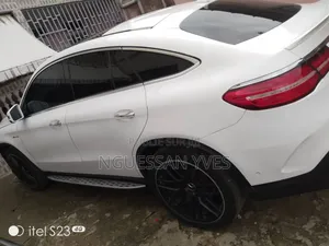 Mercedes-Benz GLE-Class 2018 Blanc