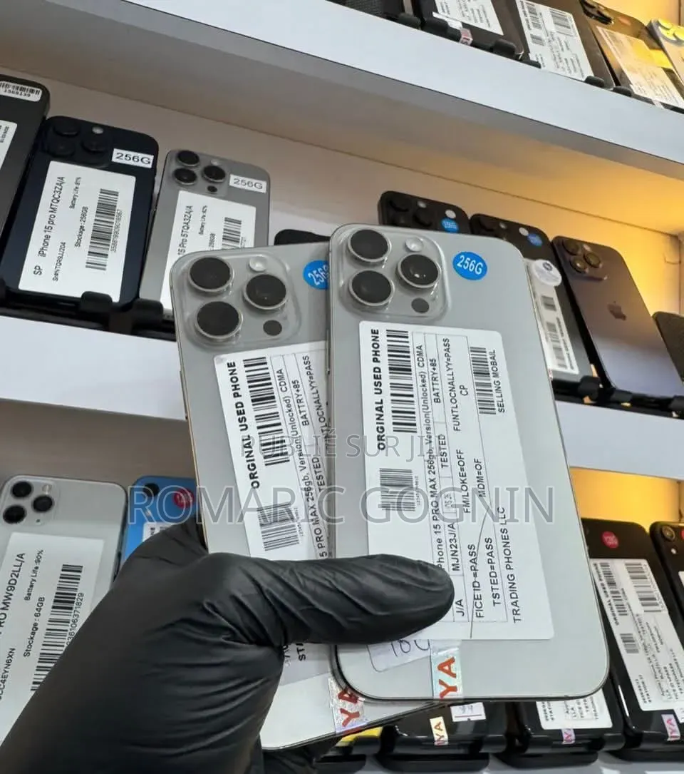 Nouveau Apple iPhone 15 Pro Max 256 GB Autre