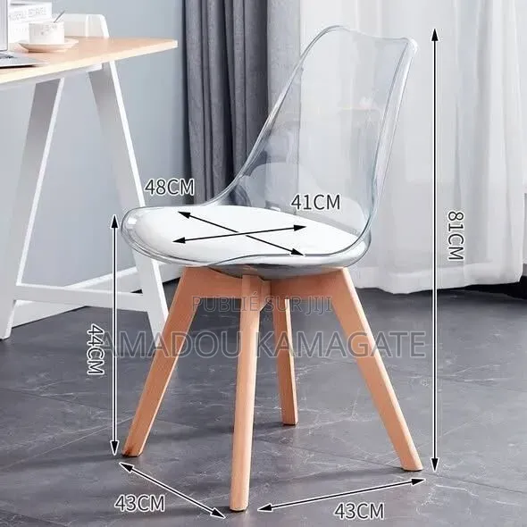 Chaise Scandinave Transparente