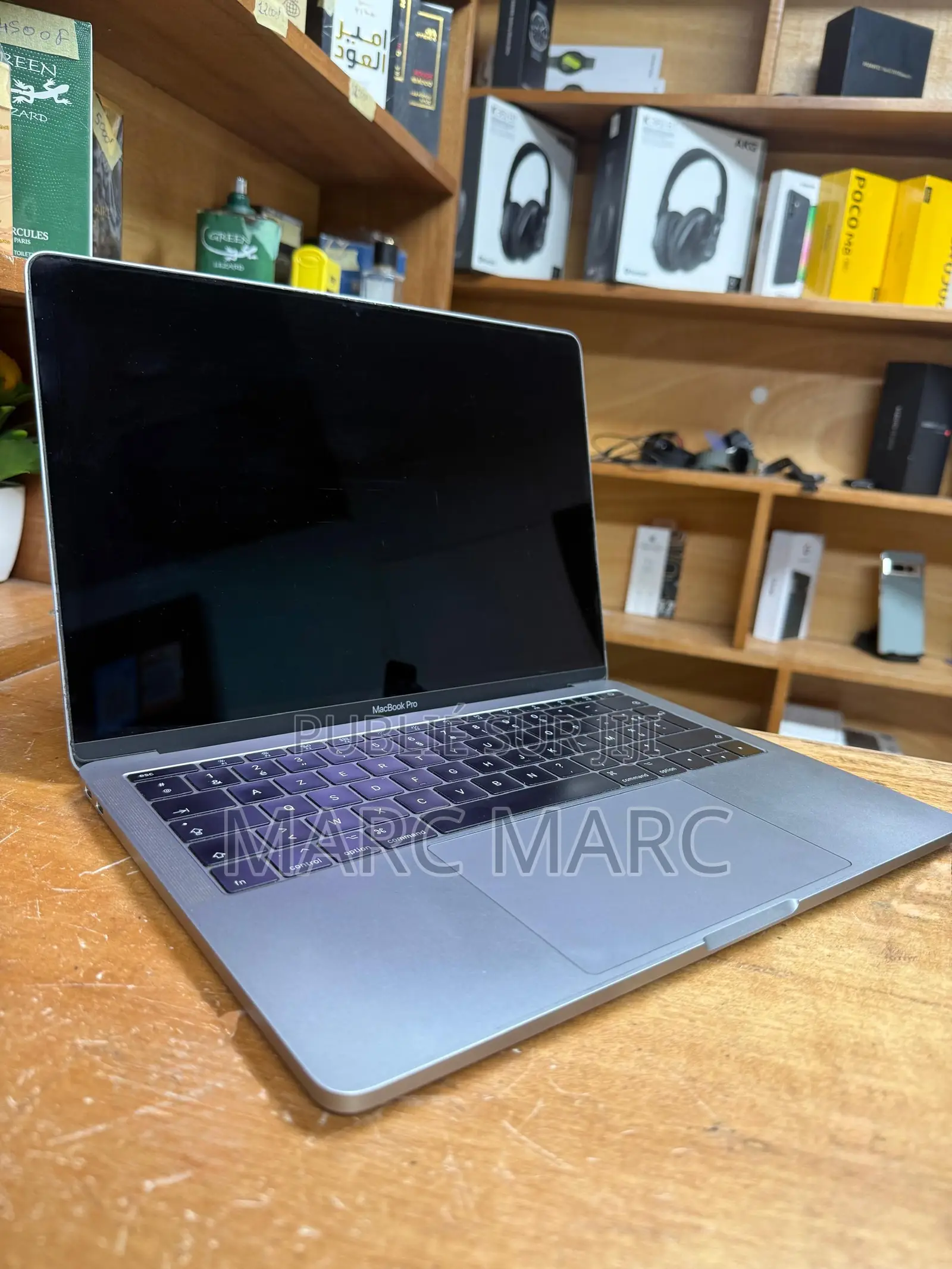 Ordinateur portable Apple MacBook 2017 8GB Autre SSD 128GB
