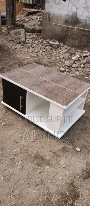 Table Tv Disponible