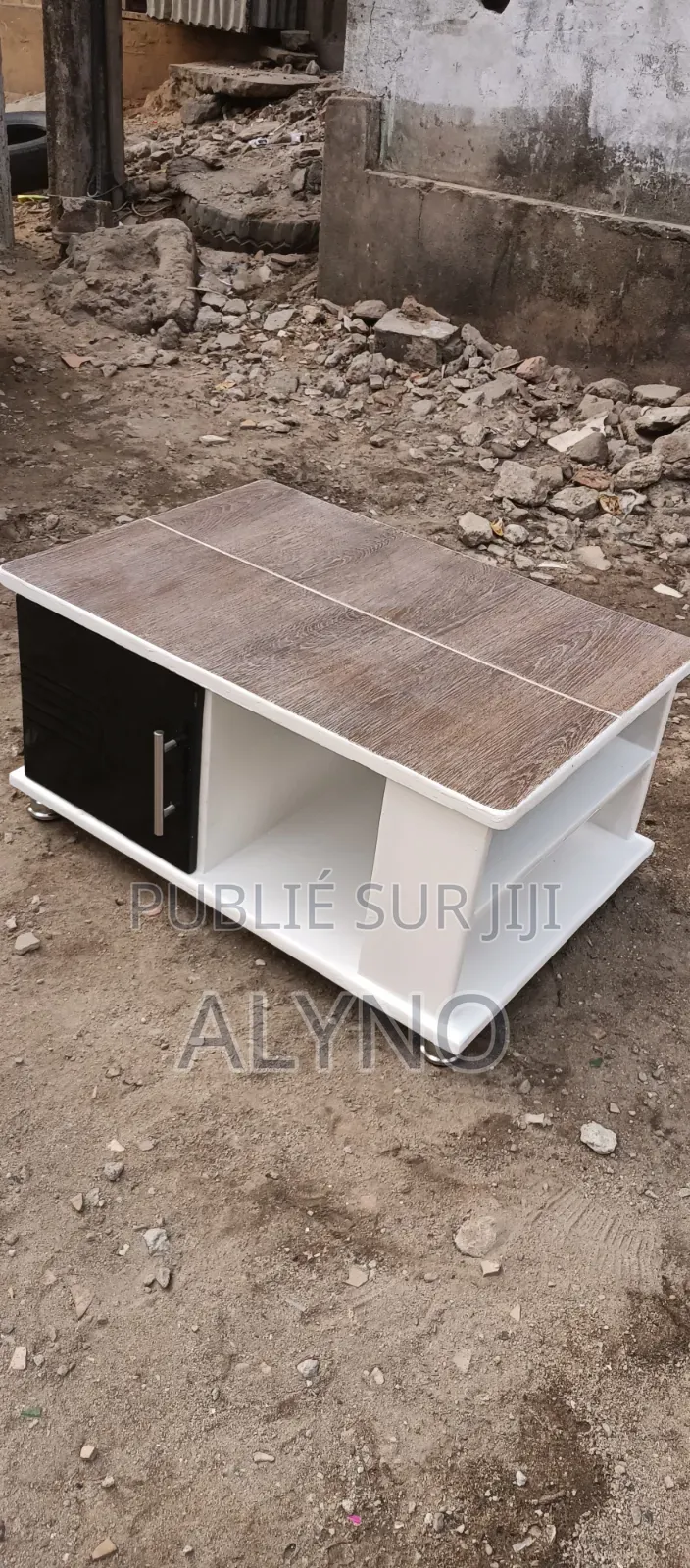 Table Tv Disponible