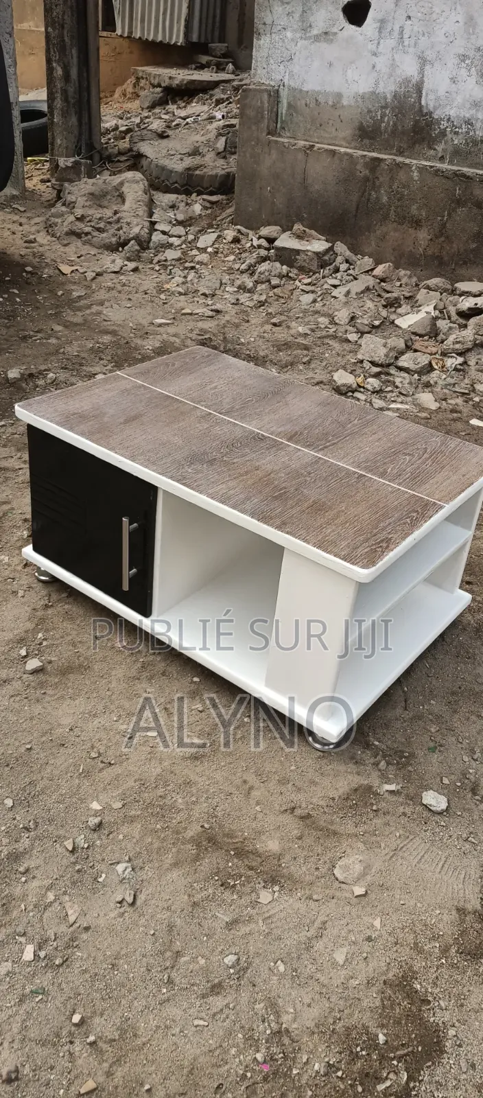Table Tv Disponible