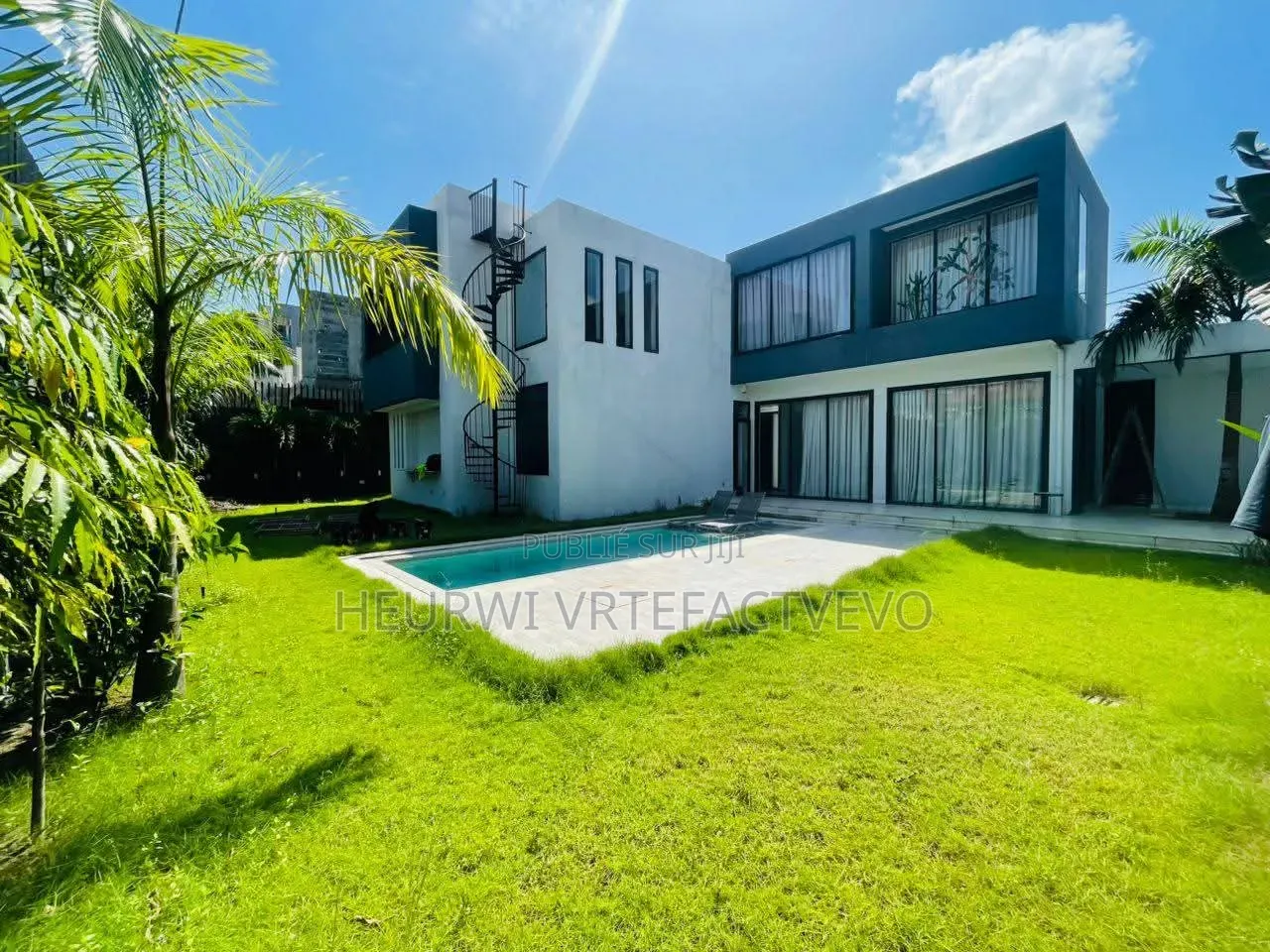 5chbre Duplex dans Résidentiel, Cocody à Vendre
