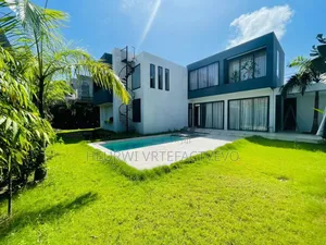 5chbre Duplex dans Résidentiel, Cocody à Vendre
