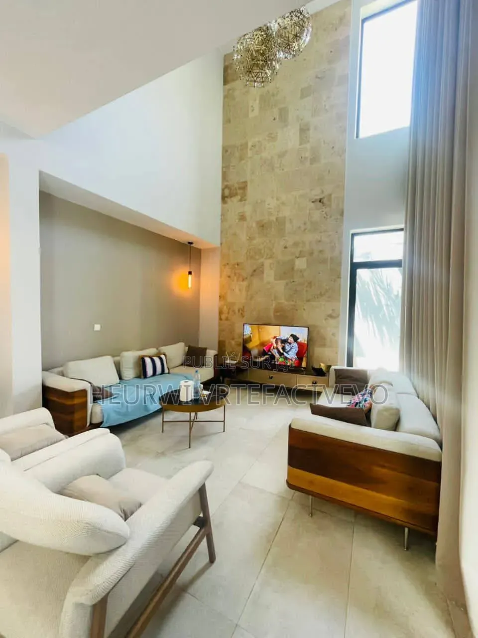 5chbre Duplex dans Résidentiel, Cocody à Vendre