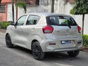 Suzuki Celerio 2022 Gris