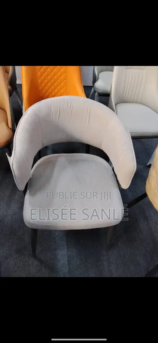 Chaise De Salle À Manger Moderne en Cuir Pu – Pieds Métal