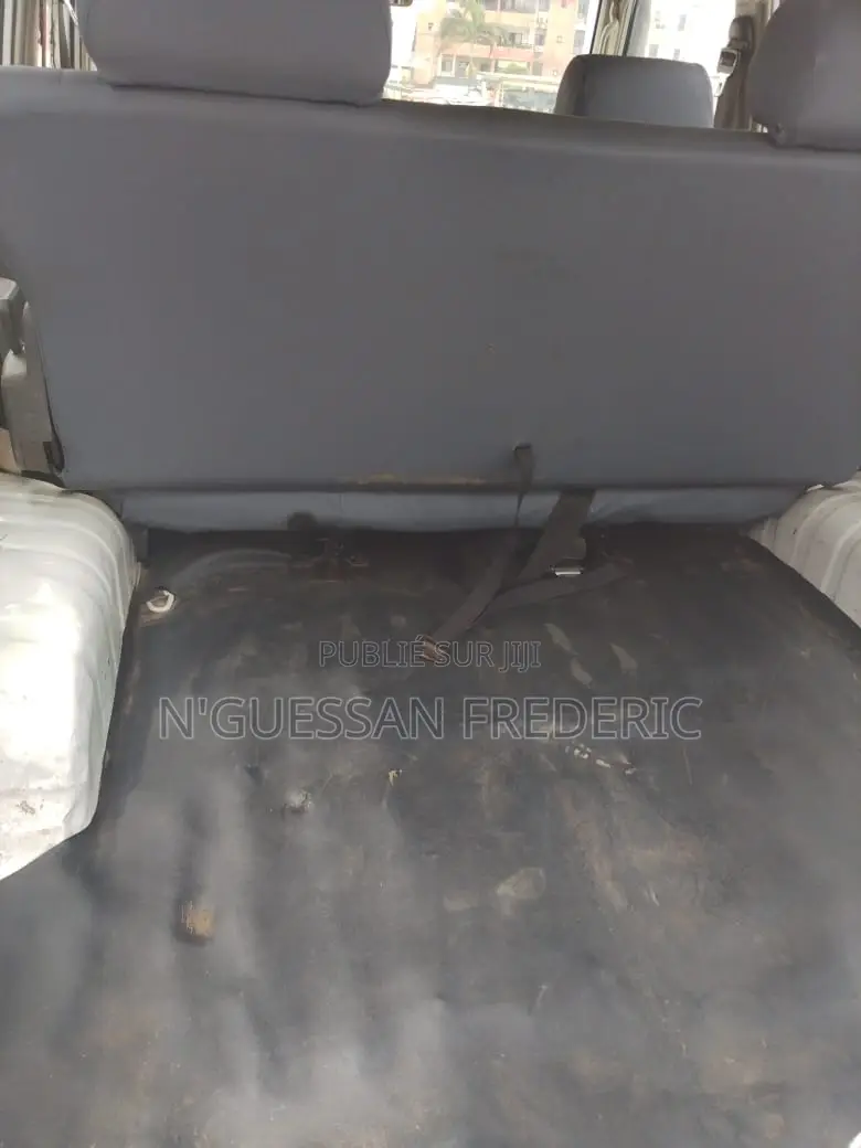 Toyota Land Cruiser 3.3 Diesel 4WD 2021 Blanc