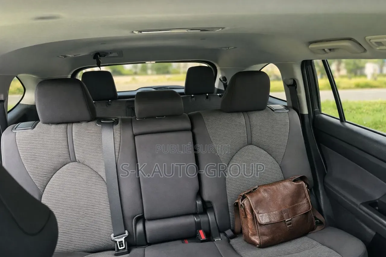 Toyota Highlander 2022 Gris