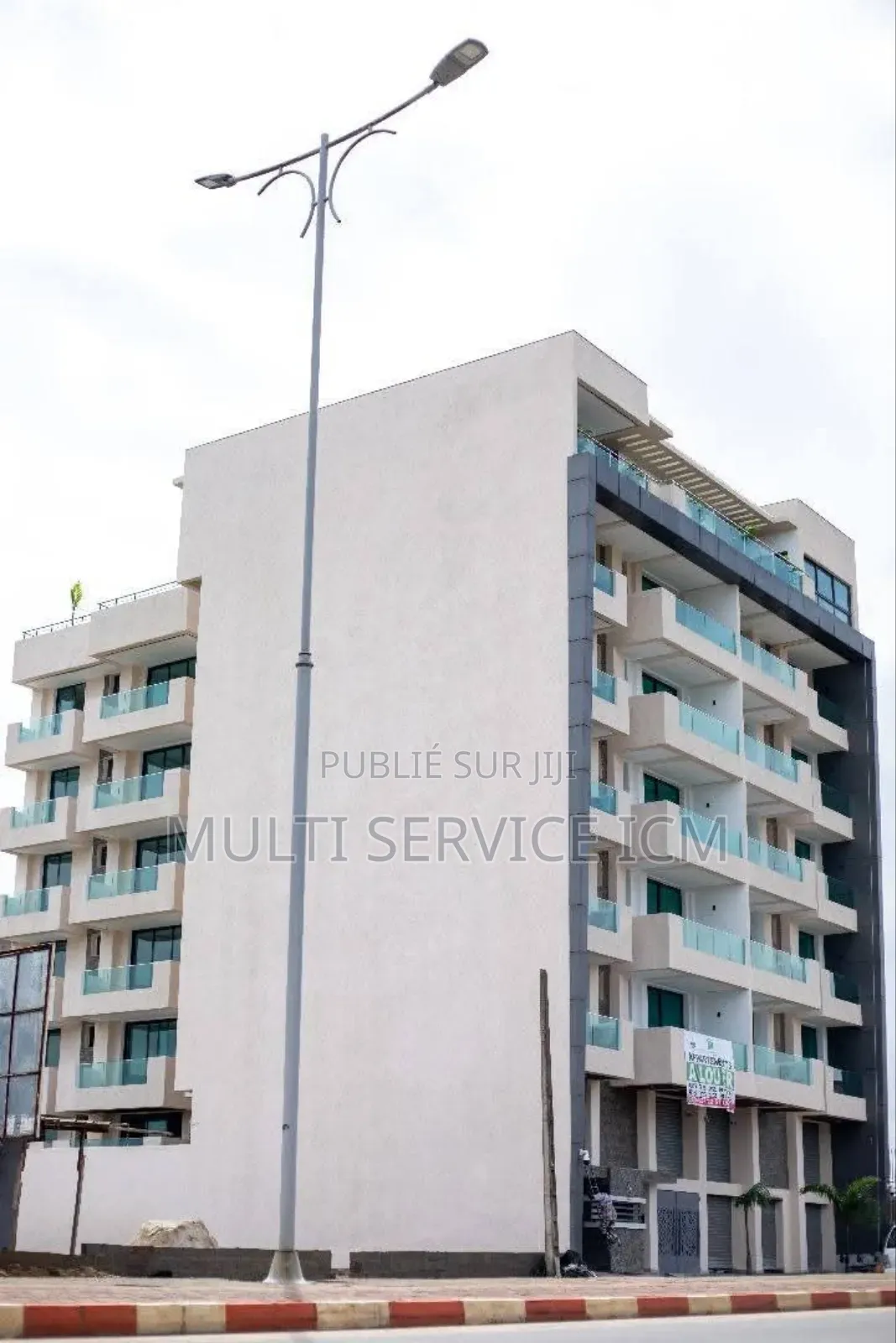 20chbre Duplex dans Ismaël Coulibaly, Cocody à Vendre