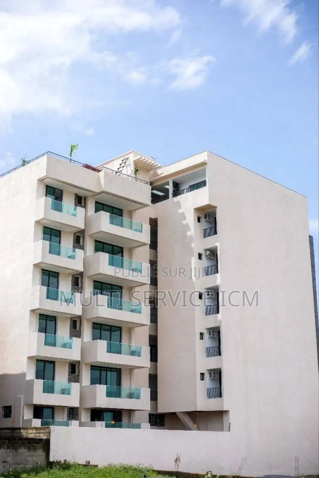 20chbre Duplex dans Ismaël Coulibaly, Cocody à Vendre
