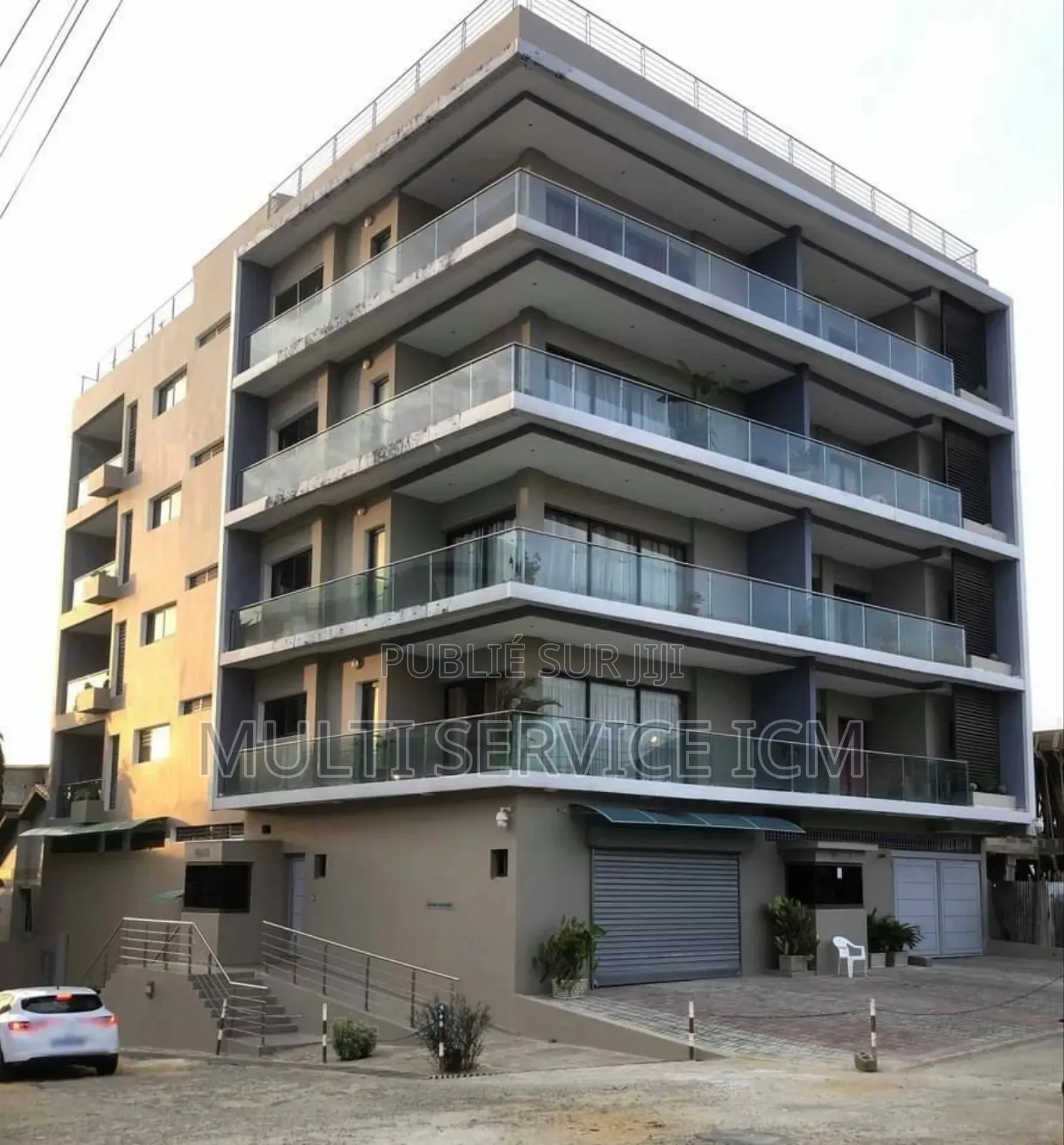 20chbre Duplex dans Ismael Coulibaly, Cocody à Vendre