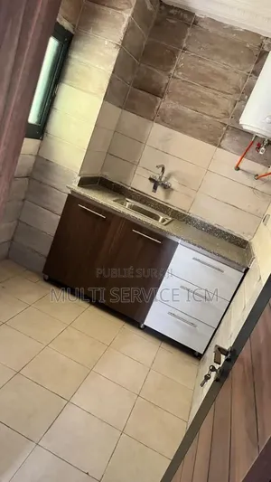 20chbre Duplex dans Ismael Coulibaly, Cocody à Vendre