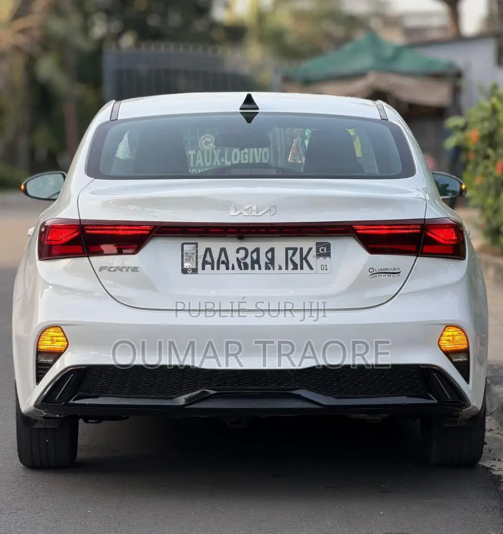 Kia Forte 2023 Blanc