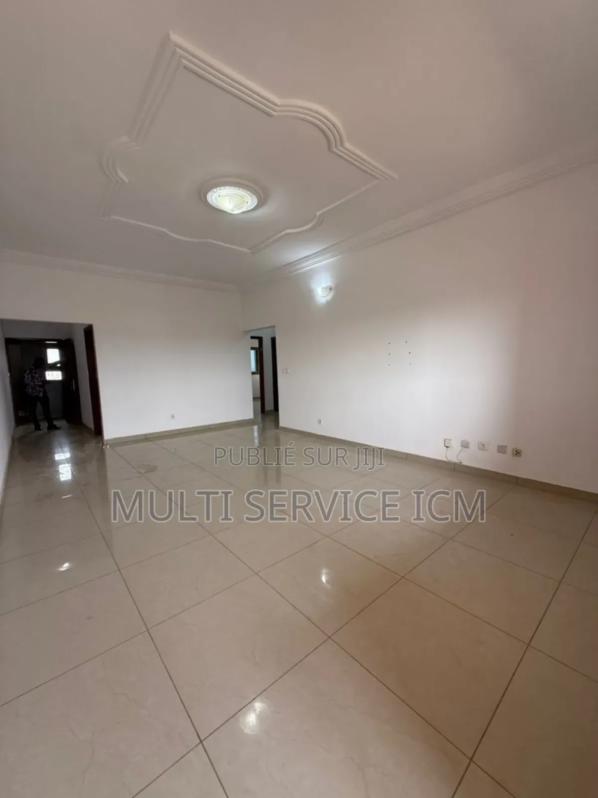 20chbre Duplex dans Ismael Coulibaly, Cocody à Vendre