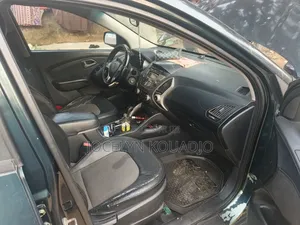 Hyundai Tucson Limited AWD 2012 Vert