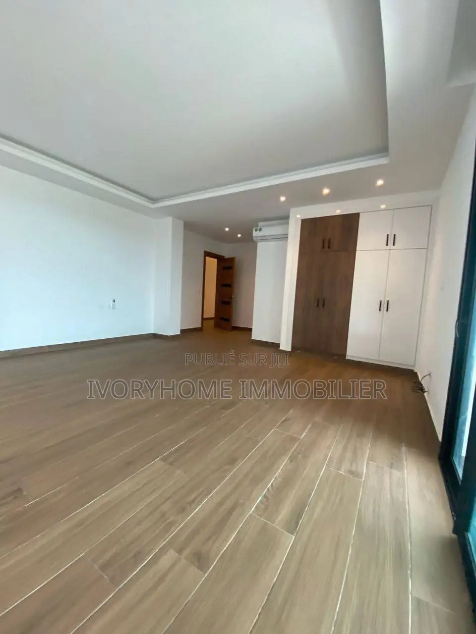 3chbre Appartement dans Cocody à Louer