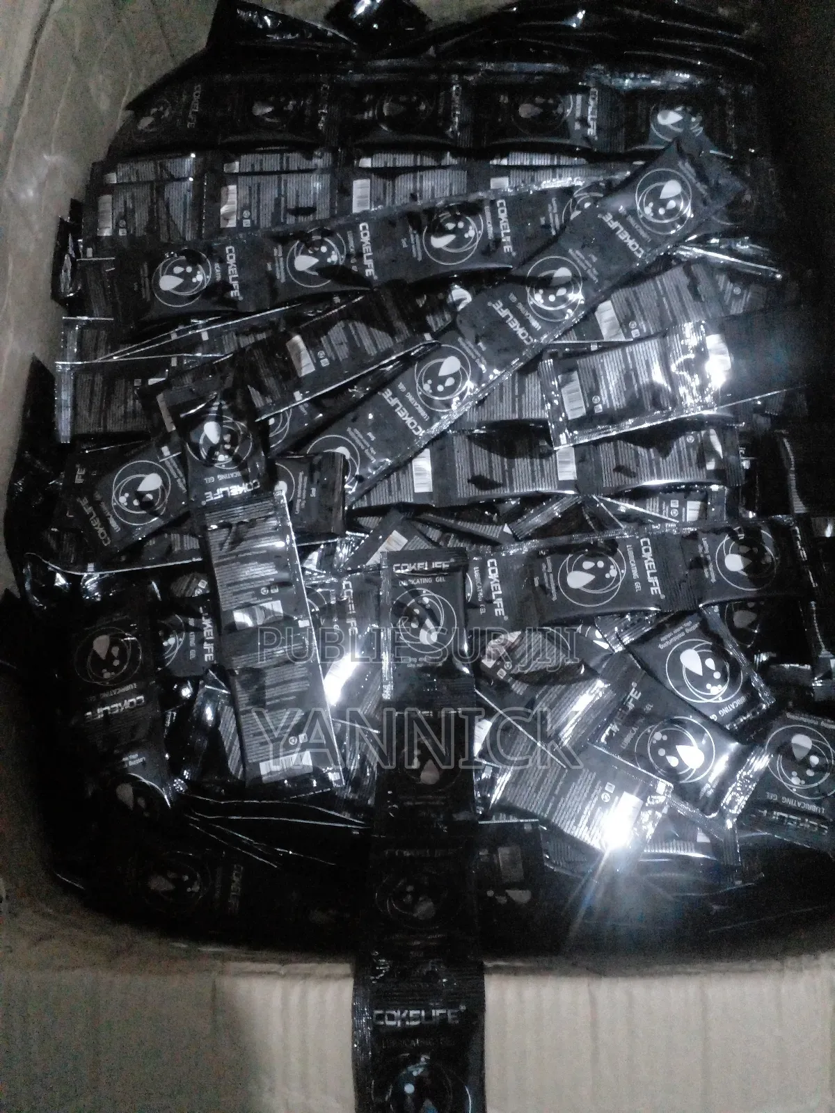 Lubrifiants, Le Pack De 10 À 2500f