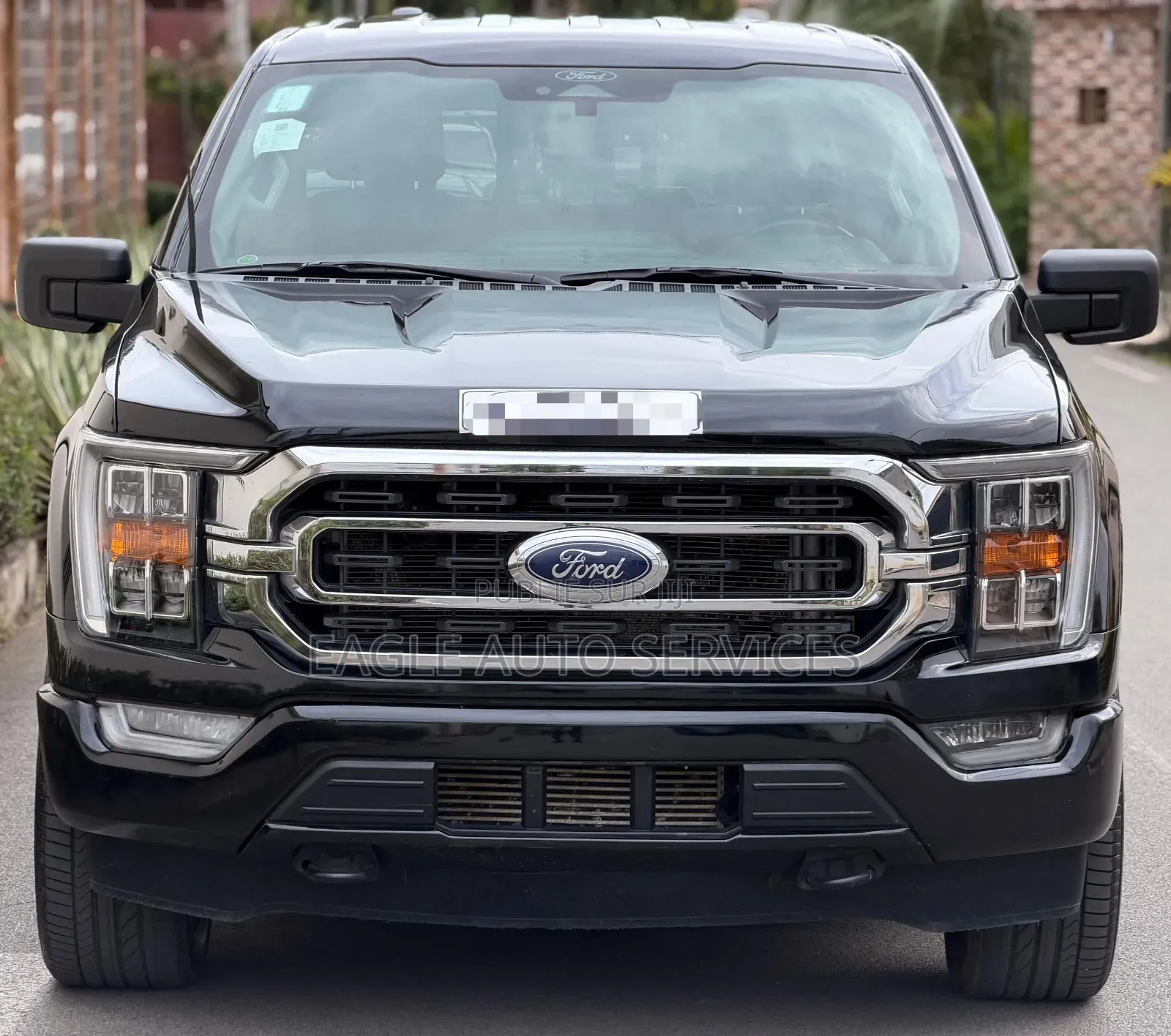 Ford F-150 XLT 2023 Noir