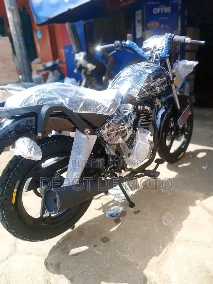 Nouveau Apsonic AP125-30 2024 Noir