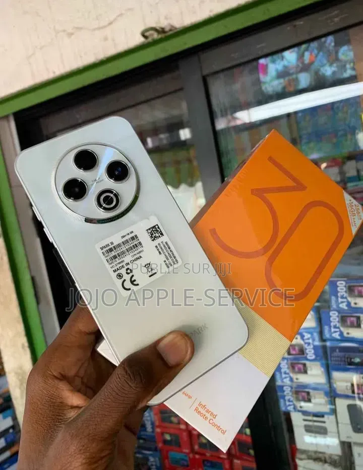 Nouveau Tecno Spark 30 128 GB Blanc