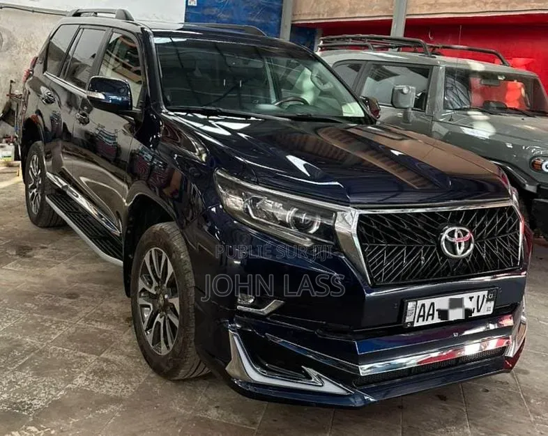 Toyota Land Cruiser Prado 2021 Noir