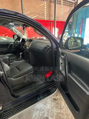 Toyota Land Cruiser Prado 2021 Noir