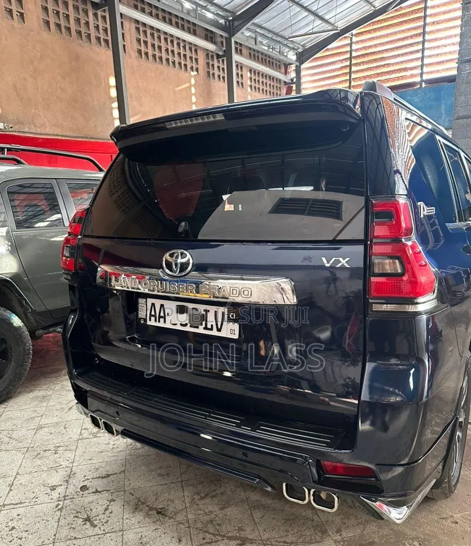 Toyota Land Cruiser Prado 2021 Noir
