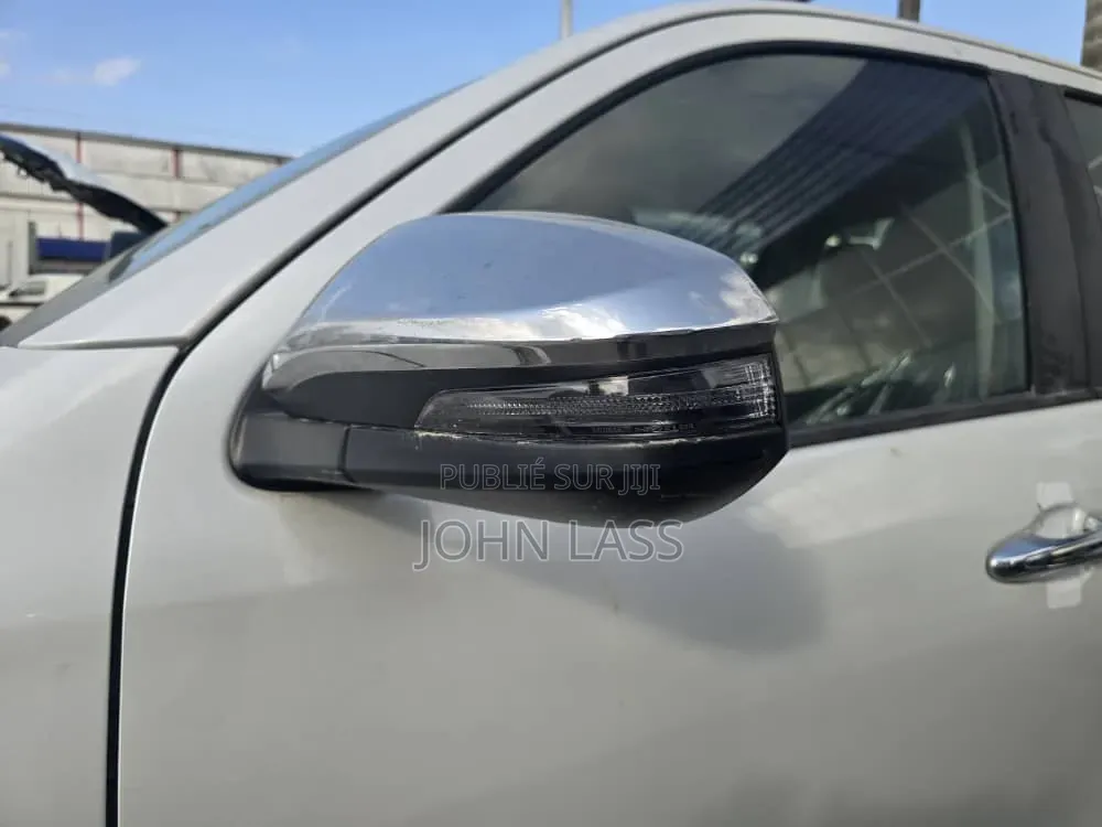 Nouveau Toyota Hilux 2025 Blanc