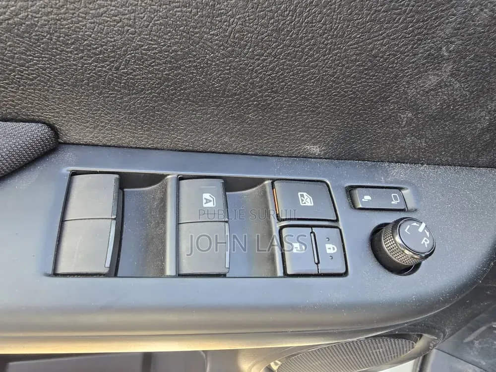 Nouveau Toyota Hilux 2025 Blanc
