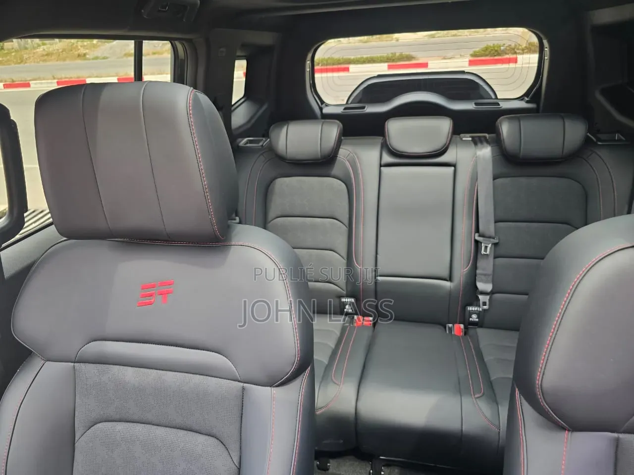 Nouveau Jetour T2 1.5 Hybrid AWD 2025 Noir