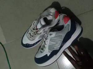 Chaussures a Vendre