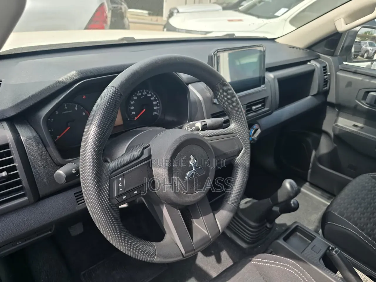 Nouveau Mitsubishi L200 2025 Blanc