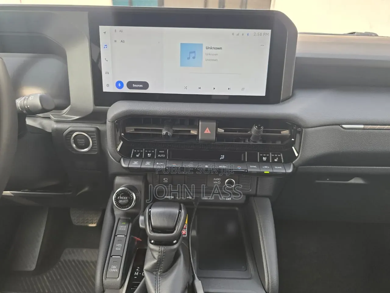 Nouveau Toyota Land Cruiser Prado 2026 Gris