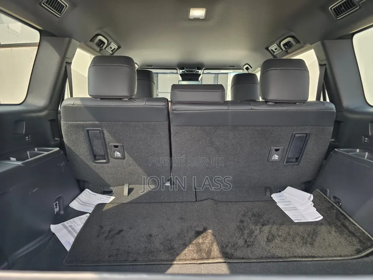 Nouveau Toyota Land Cruiser Prado 2026 Gris